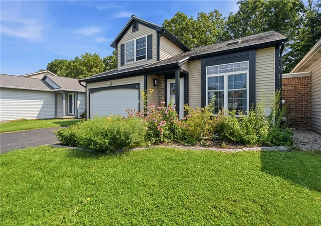 Photo 2 of Sale Pending at 28 Atwood Dr, Rochester, NY 14606 | MLS# R1706453 | Listing updated on 2026-09-08