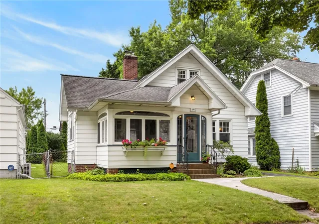 Photo 2 of Sale Pending at 89 Edgemont Rd, Rochester, NY 14620 | MLS# R1704229 | Listing updated on 2026-08-25