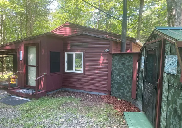 Photo 2 of Sale Pending at 128 Bush Hl Rd, Maryland, NY 12116 | MLS# R1706219 | Listing updated on 2026-08-21