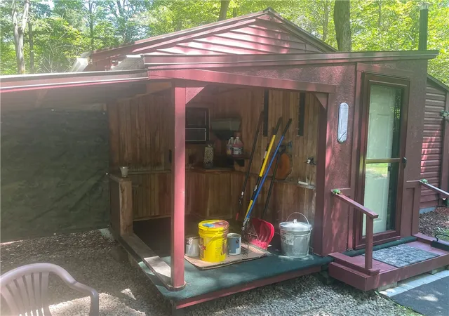 Photo 3 of Sale Pending at 128 Bush Hl Rd, Maryland, NY 12116 | MLS# R1706219 | Listing updated on 2026-08-21