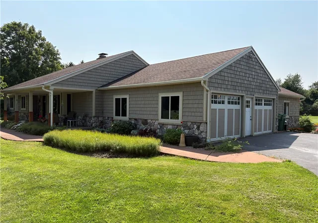 Photo 1 of Sale Pending at 453 Palmer Rd, Churchville, NY 14428 | MLS# R1705571 | Listing updated on 2026-08-19