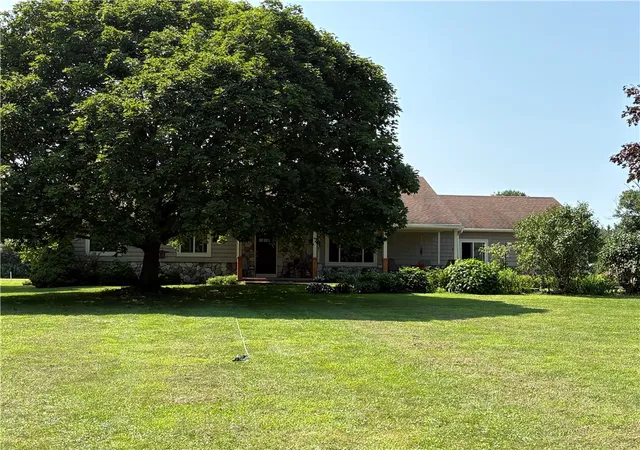 Photo 3 of Sale Pending at 453 Palmer Rd, Churchville, NY 14428 | MLS# R1705571 | Listing updated on 2026-08-19