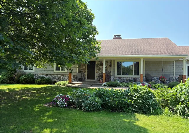 Photo 3 of Sale Pending at 453 Palmer Rd, Churchville, NY 14428 | MLS# R1705571 | Listing updated on 2026-08-19