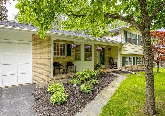 Photo 2 of Sale Pending at 43 Southcross Trl, Fairport, NY 14450 | MLS# R1706102 | Listing updated on 2026-08-20