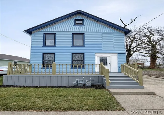 Photo 1 of Sale Pending at 372 Watson St, Buffalo, NY 14212 | MLS# B1706418 | Listing updated on 2026-09-14