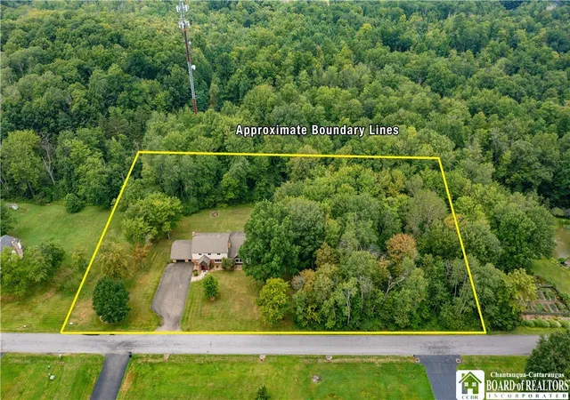 Photo 3 of Sale Pending at 434 Orchard Rd, Jamestown, NY 14701 | MLS# R1635093 | Listing updated on 2026-08-19