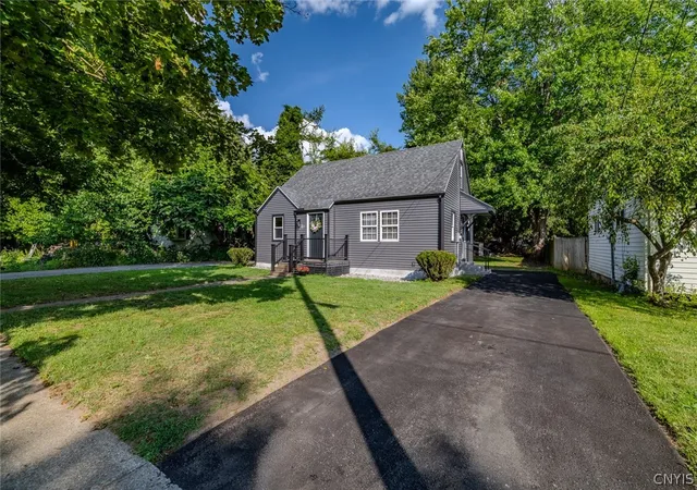 Photo 3 of Single family home for sale at 608 Grant Pl, Rome, NY 13440 | MLS# S1705436 | Listing updated on 2026-09-07