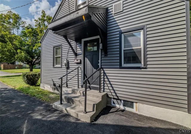 Photo 3 of Single family home for sale at 608 Grant Pl, Rome, NY 13440 | MLS# S1705436 | Listing updated on 2026-09-07