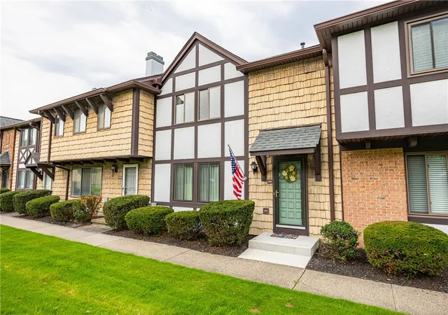 Photo 1 of Sale Pending at 122 Camberley Pl, Penfield, NY 14526 | MLS# R1705922 | Listing updated on 2026-08-20