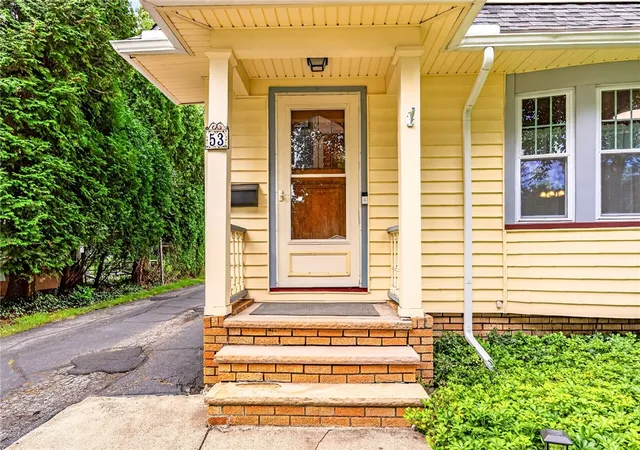 Photo 4 of Sale Pending at 53 Elwell Dr, Rochester, NY 14618 | MLS# R1705822 | Listing updated on 2026-08-19