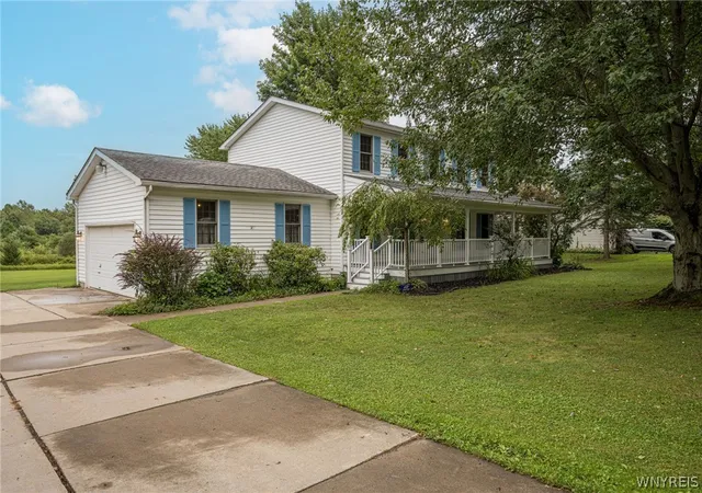 Photo 2 of Sale Pending at 7321 Gerald Dr, Hamburg, NY 14075 | MLS# B1701554 | Listing updated on 2026-08-24