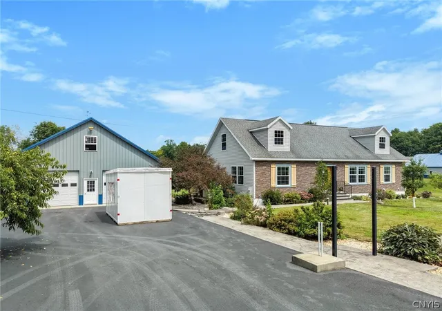 Photo 1 of Single family home for sale at 700 Kibby Rd, Baldwinsville, NY 13027 | MLS# S1706295 | Listing updated on 2026-09-11