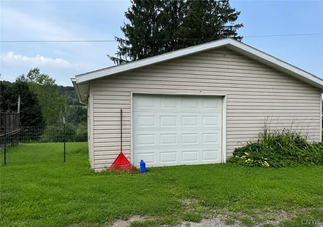 Photo 3 of Manufactured home for sale at 3453 Mcgraw Marathon Rd, Mc Graw, NY 13101 | MLS# S1706393 | Listing updated on 2026-09-21