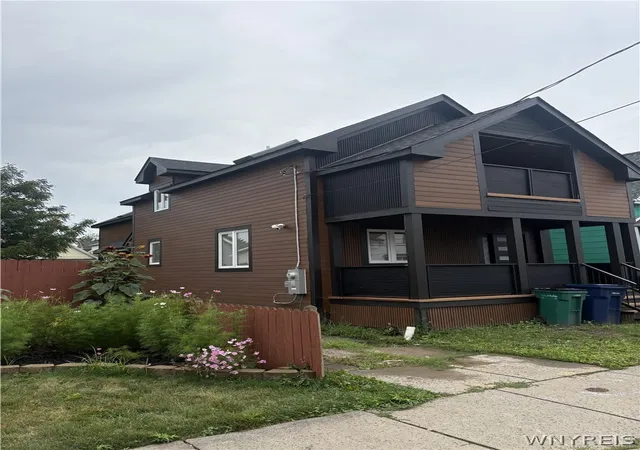 Photo 1 of Single family home for sale at 228 Cable St, Buffalo, NY 14206 | MLS# B1706277 | Listing updated on 2026-09-13