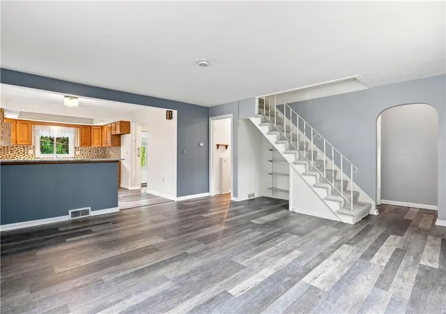 Photo 3 of Sale Pending at 35 Prospect St, Spencerport, NY 14559 | MLS# R1705551 | Listing updated on 2026-08-20