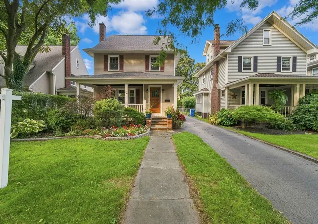 Photo 2 of Sale Pending at 148 Merchants Rd, Rochester, NY 14609 | MLS# R1703462 | Listing updated on 2026-09-10