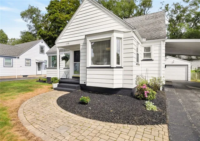 Photo 2 of Sale Pending at 138 Glenthorne Rd, Rochester, NY 14615 | MLS# R1704569 | Listing updated on 2026-08-19