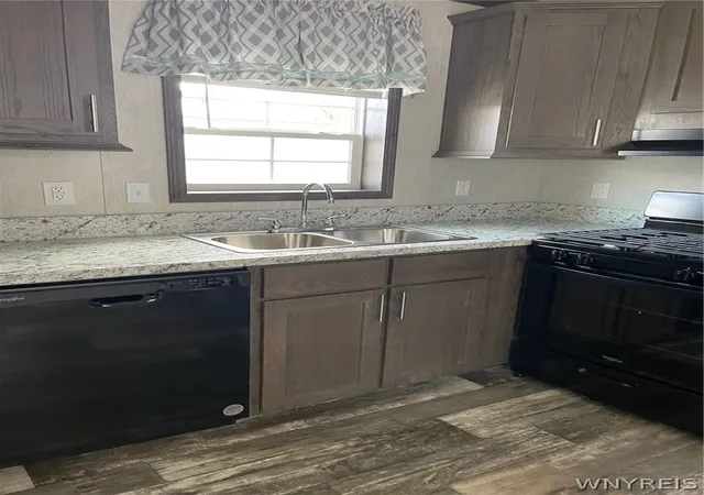 Photo 3 of Manufactured home for sale at 3473 S Park Lot A11, Buffalo, NY 14219 | MLS# B1706578 | Listing updated on 2026-08-12