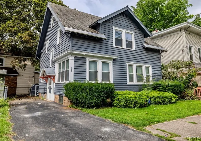 Photo 1 of Sale Pending at 412 Graves St, Syracuse, NY 13203 | MLS# S1706565 | Listing updated on 2026-08-20
