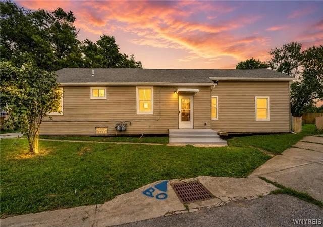 Photo 1 of Sale Pending at 1 Brookhaven Dr, Buffalo, NY 14225 | MLS# B1705595 | Listing updated on 2026-09-15