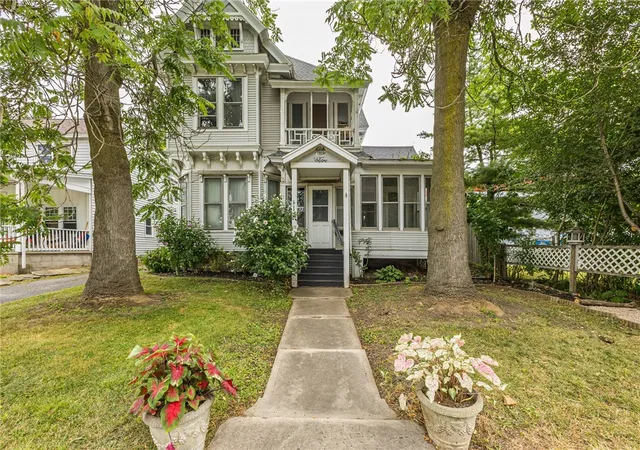 Photo 1 of Sale Pending at 17 N Park St, Clyde, NY 14433 | MLS# R1706574 | Listing updated on 2026-08-18