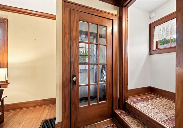 Photo 3 of Sale Pending at 33 Alcazar St, Rochester, NY 14621 | MLS# R1706476 | Listing updated on 2026-08-20