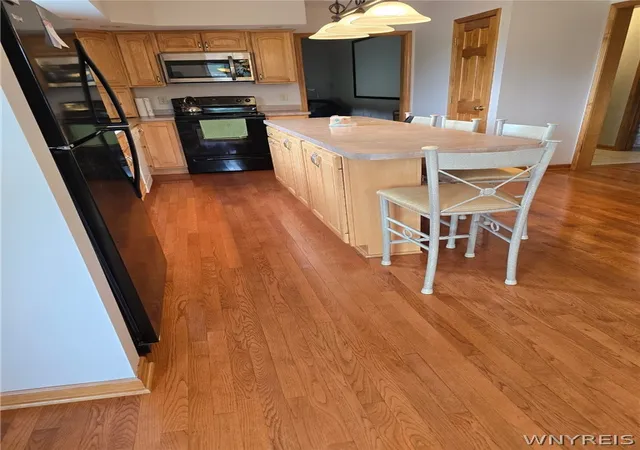 Photo 4 of Sale Pending at 4514 Van Dusen Rd, Lockport, NY 14094 | MLS# B1706536 | Listing updated on 2026-08-30