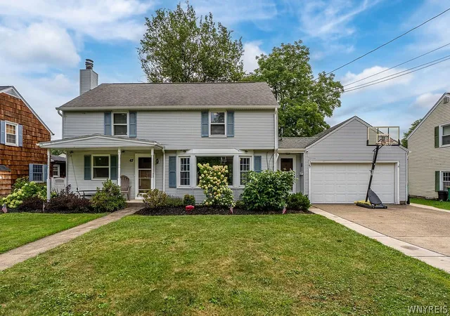 Photo 1 of Single family home for sale at 47 George St, Hamburg, NY 14075 | MLS# B1706342 | Listing updated on 2026-09-02