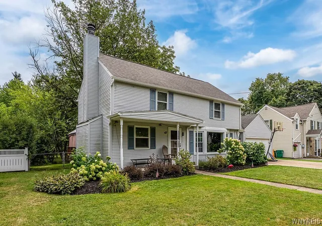 Photo 2 of Single family home for sale at 47 George St, Hamburg, NY 14075 | MLS# B1706342 | Listing updated on 2026-09-02