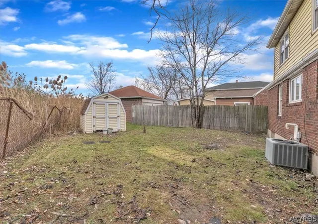 Photo 3 of Single family home for sale at 428 Beach Rd, Buffalo, NY 14225 | MLS# B1706492 | Listing updated on 2026-09-03