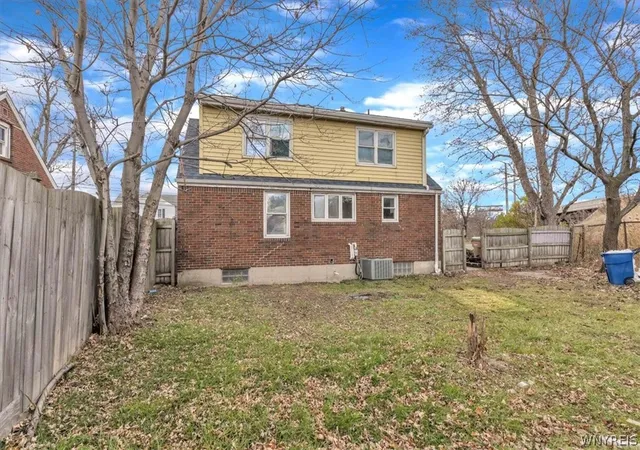 Photo 3 of Single family home for sale at 428 Beach Rd, Buffalo, NY 14225 | MLS# B1706492 | Listing updated on 2026-09-03