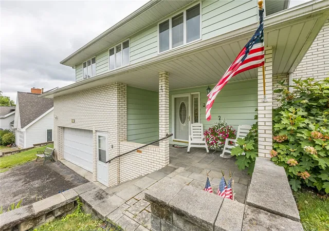 Photo 4 of Single family home for sale at 21 Case St, Mount Morris, NY 14510 | MLS# R1706660 | Listing updated on 2026-08-28