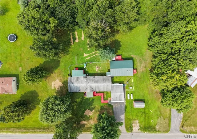 Photo 3 of Manufactured home for sale at 131 Island Rd, Phoenix, NY 13135 | MLS# S1706662 | Listing updated on 2026-09-09