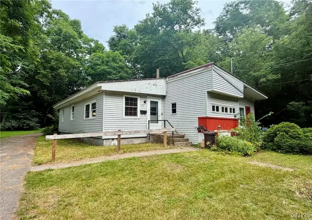 Photo 1 of Manufactured home for sale at 65 Fenton St, Waddington, NY 13694 | MLS# S1706678 | Listing updated on 2026-08-12
