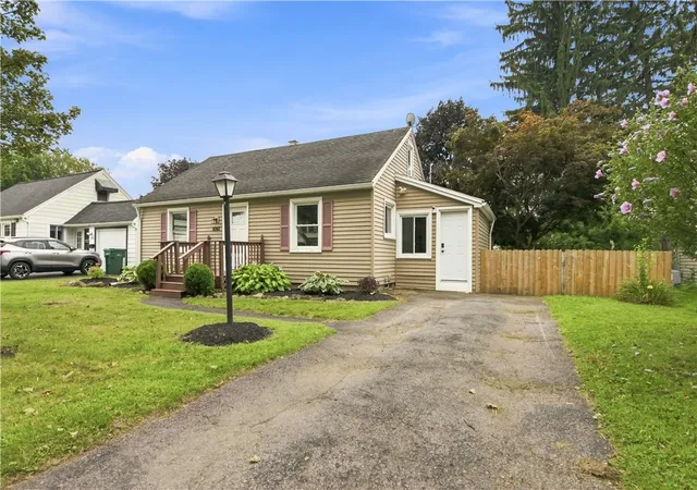Photo 2 of Sale Pending at 1061 Whitlock Rd, Rochester, NY 14609 | MLS# R1706631 | Listing updated on 2026-09-02