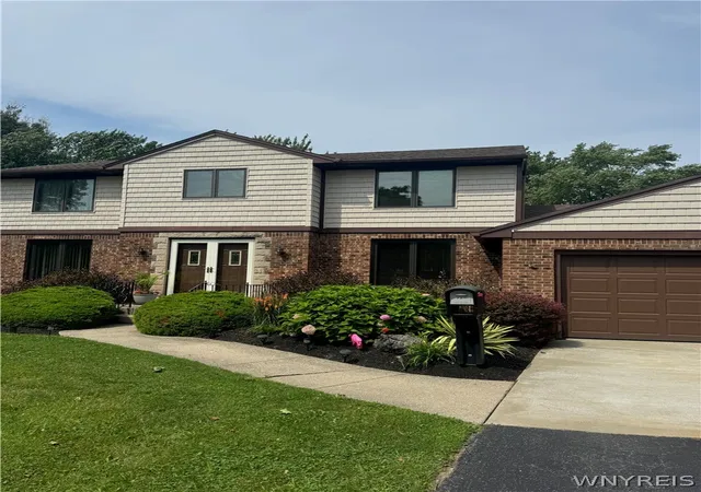 Photo 2 of Sale Pending at 88 Old Orchard St, Buffalo, NY 14221 | MLS# B1705832 | Listing updated on 2026-08-18