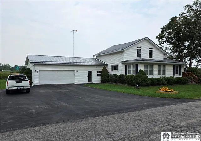 Photo 1 of Single family home for sale at 10745 S Roberts Rd, Dunkirk, NY 14048 | MLS# R1700754 | Listing updated on 2026-09-06