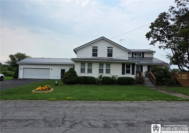 Photo 2 of Single family home for sale at 10745 S Roberts Rd, Dunkirk, NY 14048 | MLS# R1700754 | Listing updated on 2026-09-06