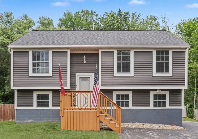 Photo 1 of Sale Pending at 1 Hannibal Pl, Hamlin, NY 14464 | MLS# R1706557 | Listing updated on 2026-08-18