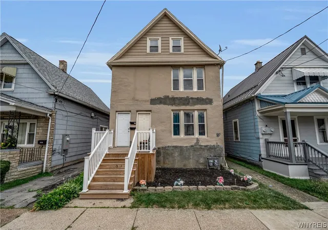 Multi family home for sale at 265 Weiss St, Buffalo, NY 14206 | MLS# B1702895