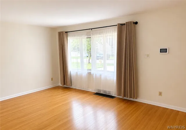Photo 3 of Single family home for sale at 103 Maryon Dr, Buffalo, NY 14220 | MLS# B1706629 | Listing updated on 2026-08-24