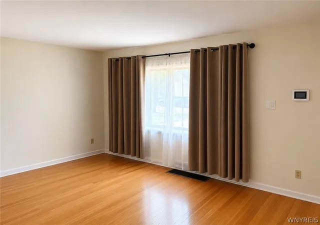 Photo 3 of Single family home for sale at 103 Maryon Dr, Buffalo, NY 14220 | MLS# B1706629 | Listing updated on 2026-08-24