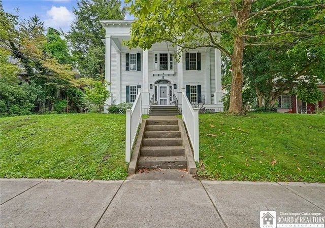 Photo 1 of Single family home for sale at 518 Lakeview Ave, Jamestown, NY 14701 | MLS# R1706519 | Listing updated on 2026-09-04
