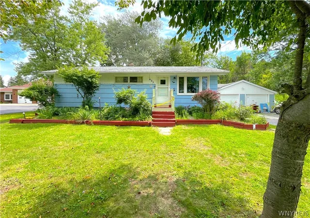 Photo 2 of Sale Pending at 625 Ayer Rd, Buffalo, NY 14221 | MLS# B1706124 | Listing updated on 2026-08-31