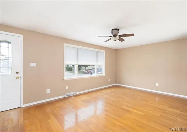 Photo 3 of Sale Pending at 38 Mary Lou Ln, Depew, NY 14043 | MLS# B1704009 | Listing updated on 2026-08-20