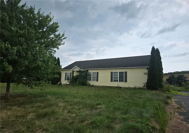 Single family home for sale at 1882 Layton St Rd, Lyons, NY 14489 | MLS# R1706743
