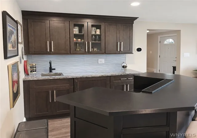 Photo 4 of Sale Pending at 234 Paradise Ln, Tonawanda, NY 14150 | MLS# B1706398 | Listing updated on 2026-08-21