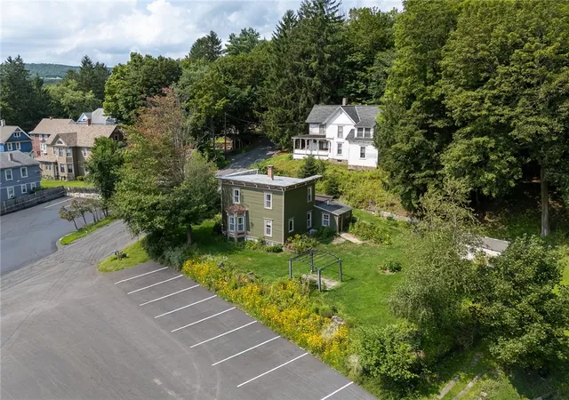 Photo 2 of Single family home for sale at 4 N 5th Street, Oneonta, NY 13820 | MLS# R1704277 | Listing updated on 2026-08-15