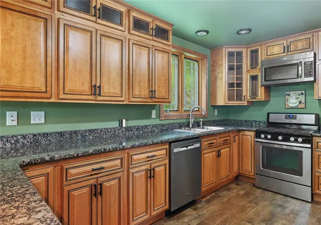 Photo 3 of Single family home for sale at 4 N 5th Street, Oneonta, NY 13820 | MLS# R1704277 | Listing updated on 2026-08-15
