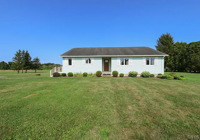 Photo 3 of Sale Pending at 198 County Route 6, Phoenix, NY 13135 | MLS# S1705824 | Listing updated on 2026-09-08